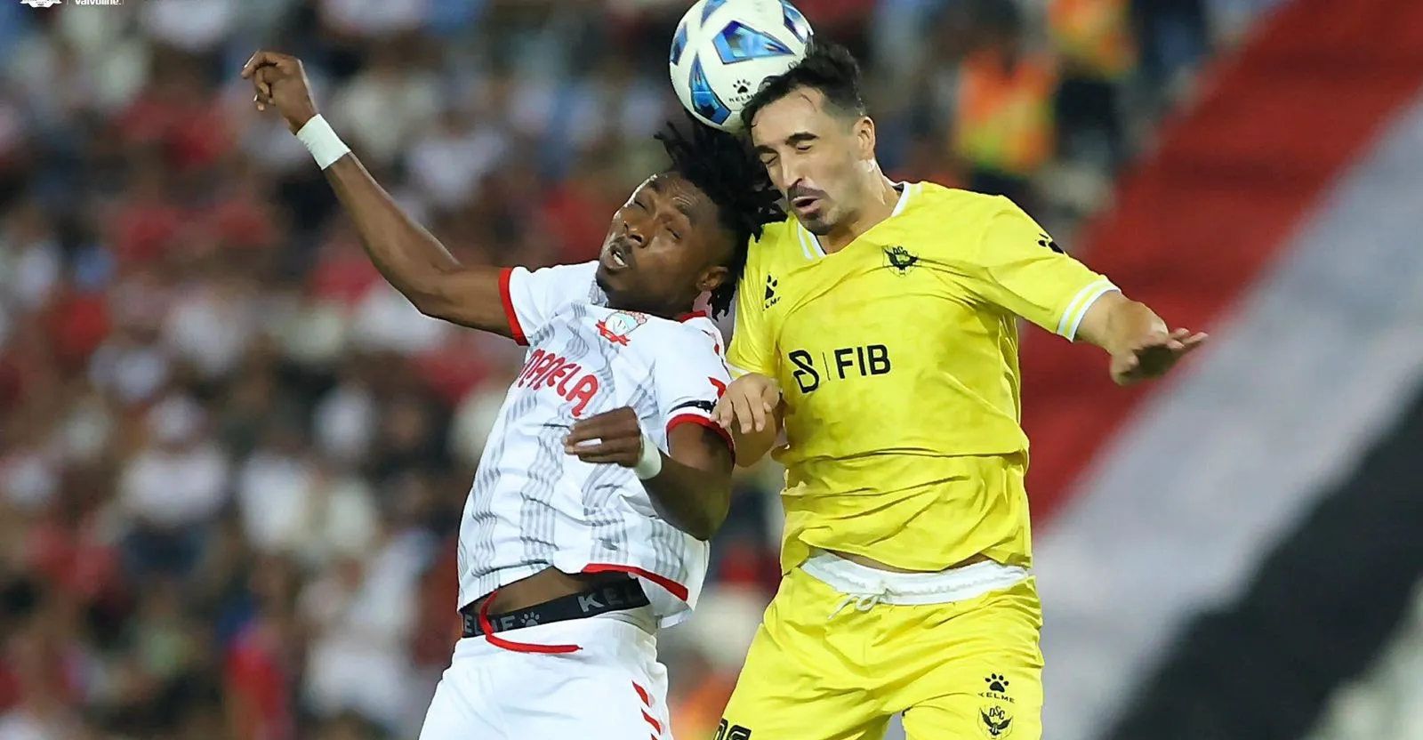 طاقم إماراتي يقود مواجهة دهوك وزاخو.. ودون جمهور بقرار حكومي