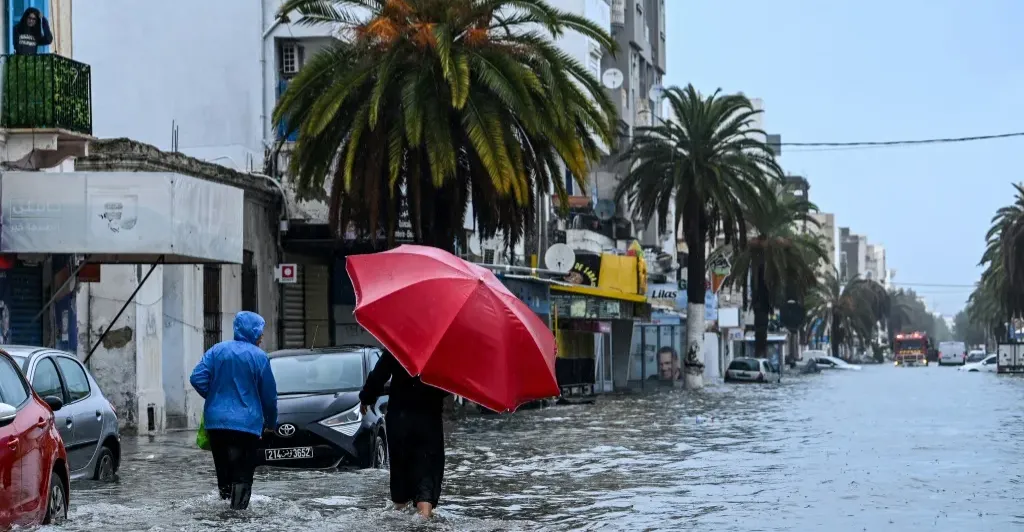 الأولى منذ 76 عاماً.. أمطار تاريخية تقتل 5 أشخاص في تونس