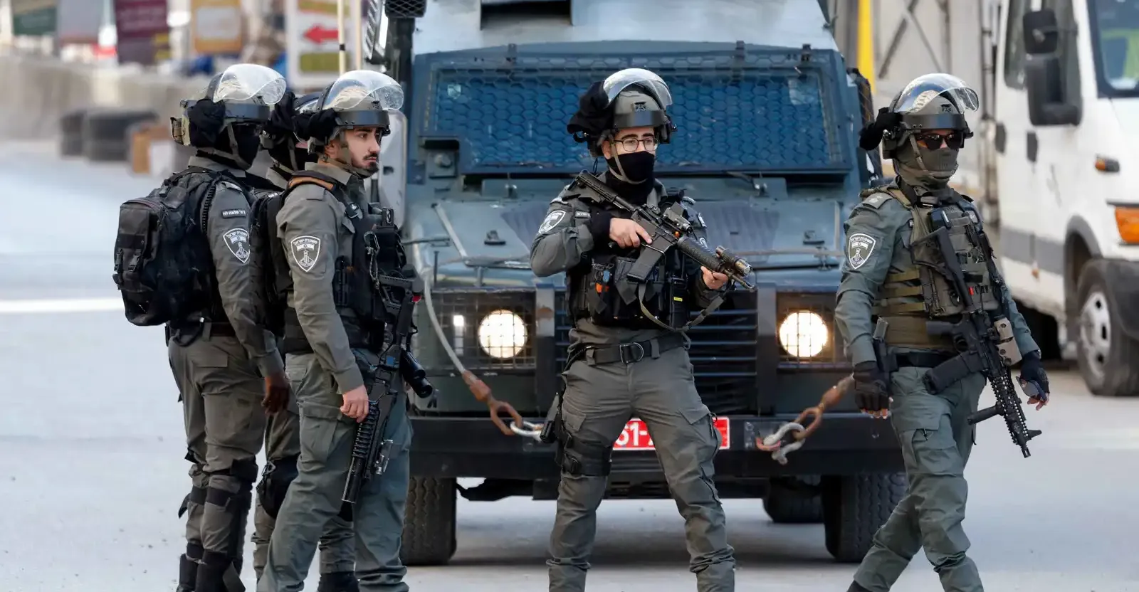 إسرائيل تعلن اعتقال 14 فلسطينياً في "عملية الخليل"