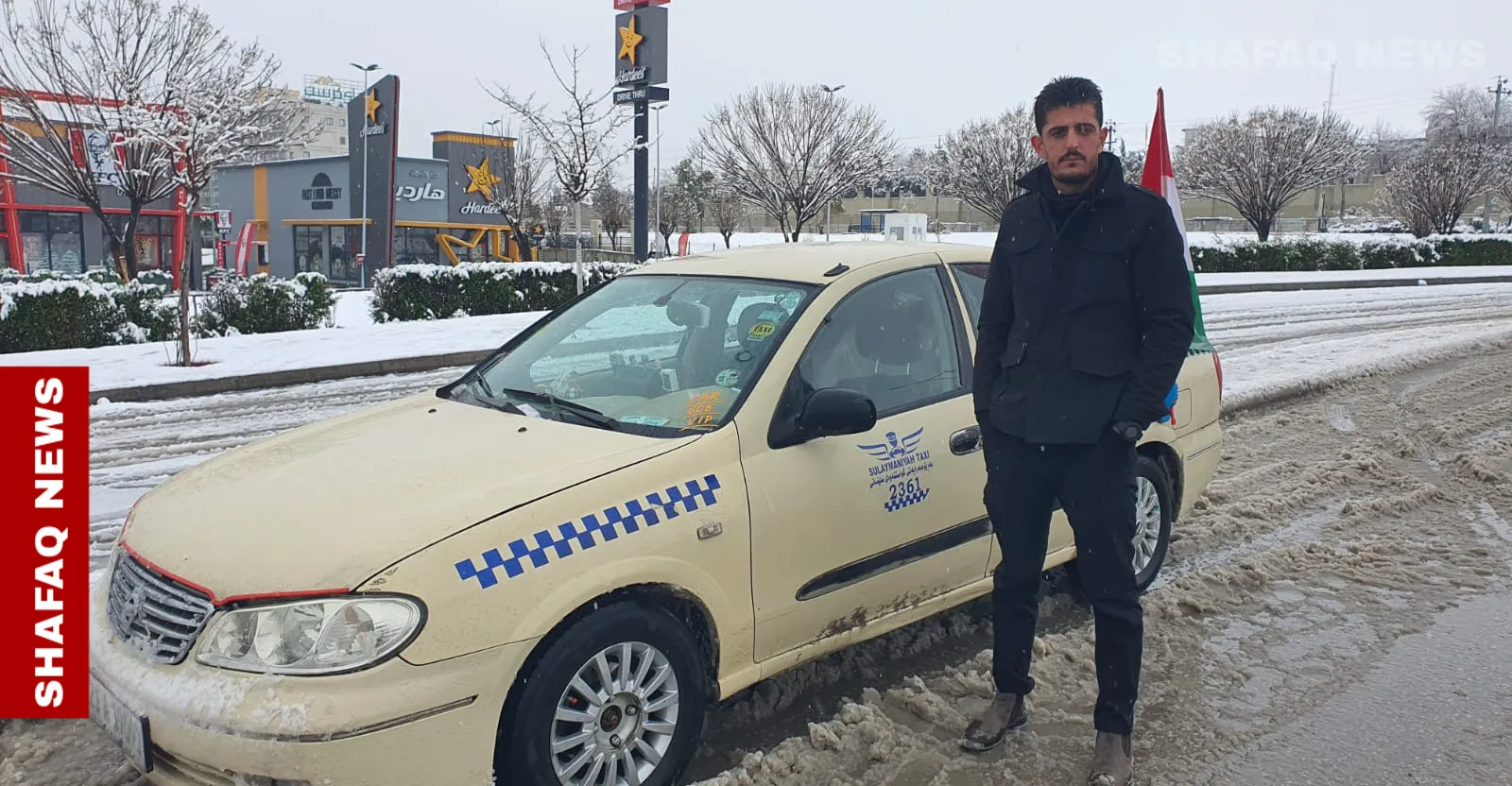 السليمانية.. سائق تكسي يخصص سيارته لنقل مرضى السرطان مجاناً وفاءً لذكرى والده