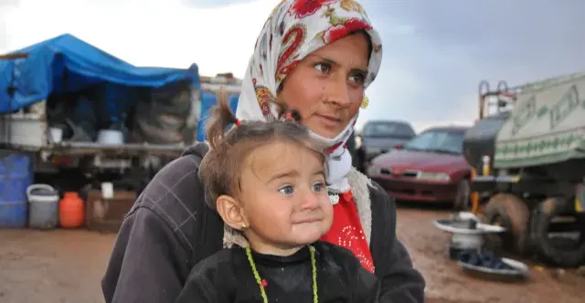 وفاة أربعة أطفال من الجوع والبرد في كوباني جراء الحصار ونقص الغذاء