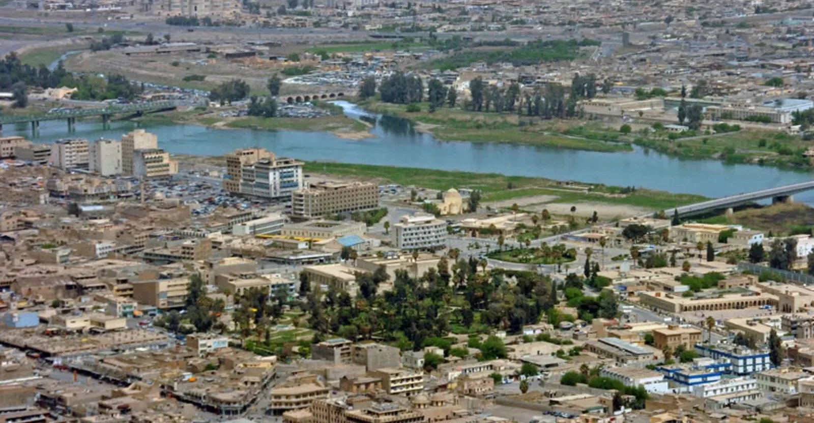 خلاف بين النجيفي ورئاسة مجلس نينوى حول الأراضي الممنوعة من البناء