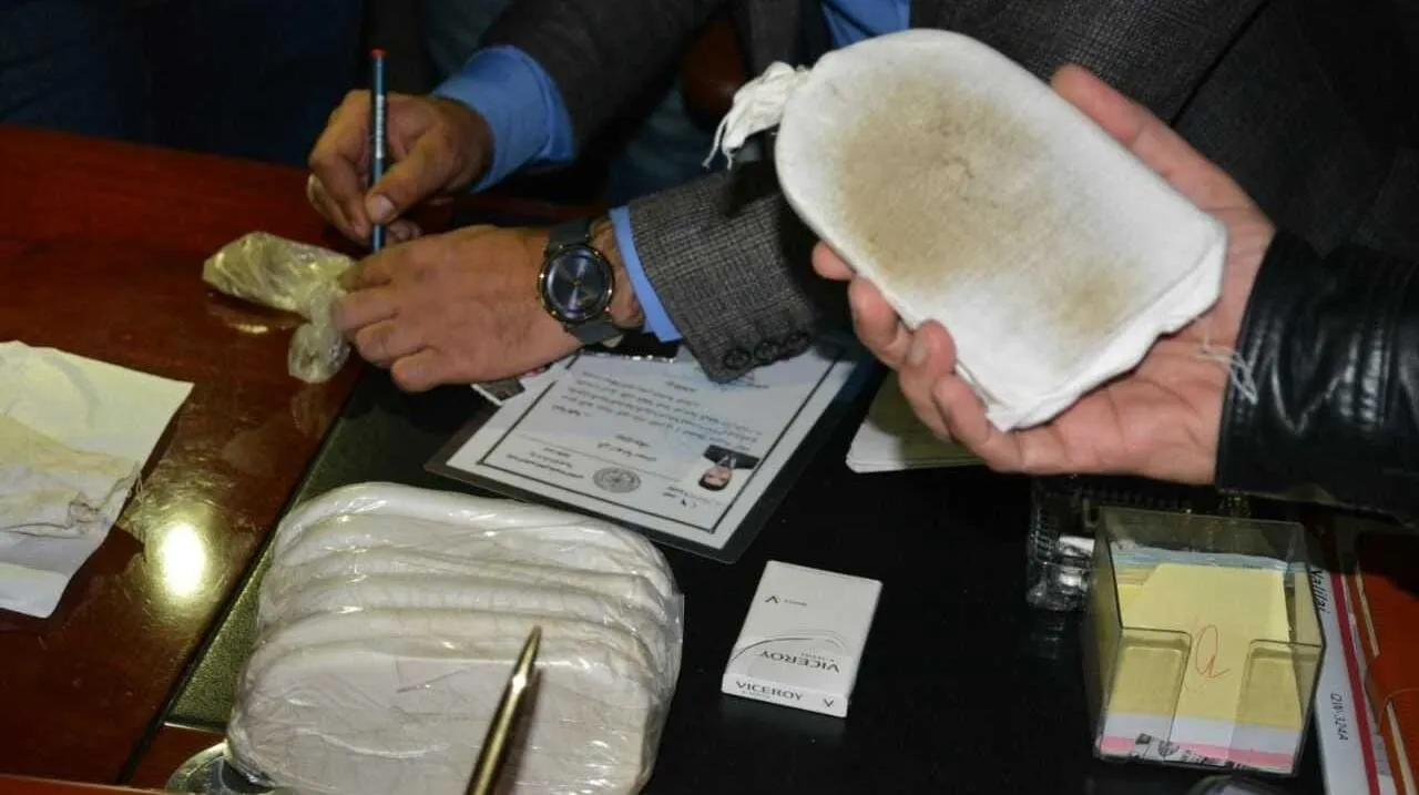 ‏ناوخوەیی بازرگانیگ مادە هووشبەر دەسگیرکەێد