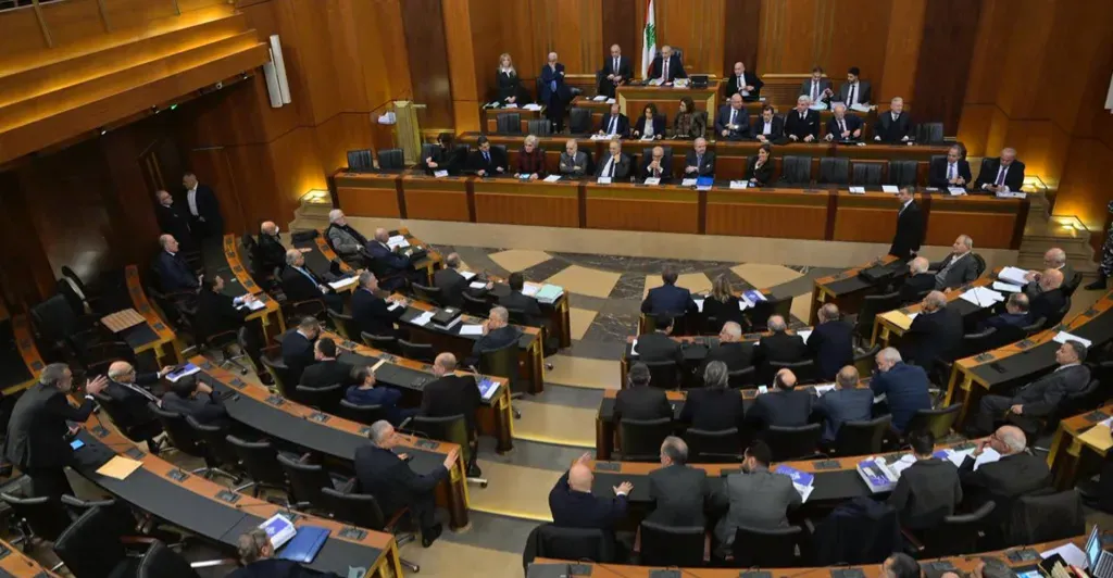 لبنان يقر موازنة 2026 وسط انقسامات سياسية واحتجاجات شعبية