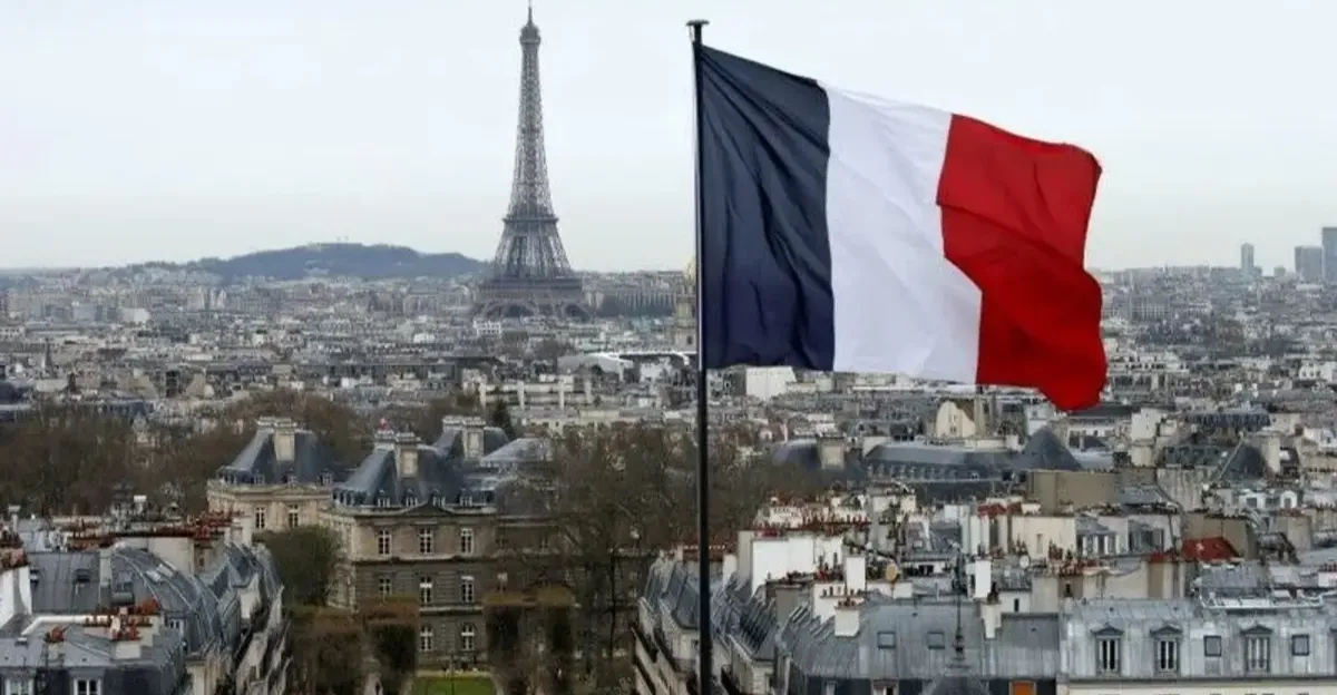 فرنسا تشترط مساهمة مالية كبيرة لمشاركة بريطانيا في تسليح أوكرانيا