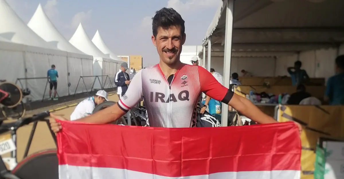 لاعب عراقي يحرز الوسام الفضي في بطولة آسيا للدراجات