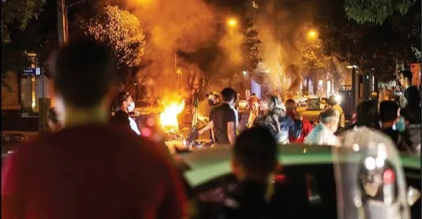 ئیران کوشیان فەرماندەی گرووپیگ چەکدار راگەینێد پەلامار بنکەیگ پولیس دانە لە تەهران