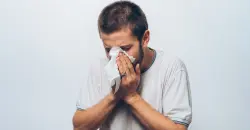 تحذير طبي من إهمال سيلان الأنف: يقود لالتهاب خطير بالجيوب الأنفية