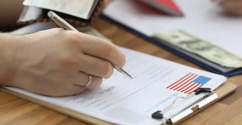 تأشيرات العراقيين لأميركا.. حكم فيدرالي يعيد الأمل لآلاف المنتظرين