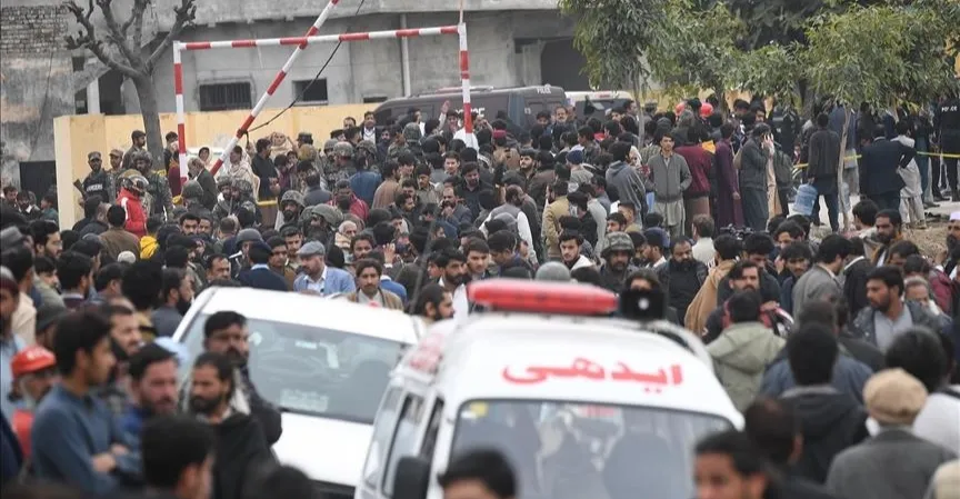 باكستان.. ارتفاع حصيلة قتلى تفجير المسجد إلى 38