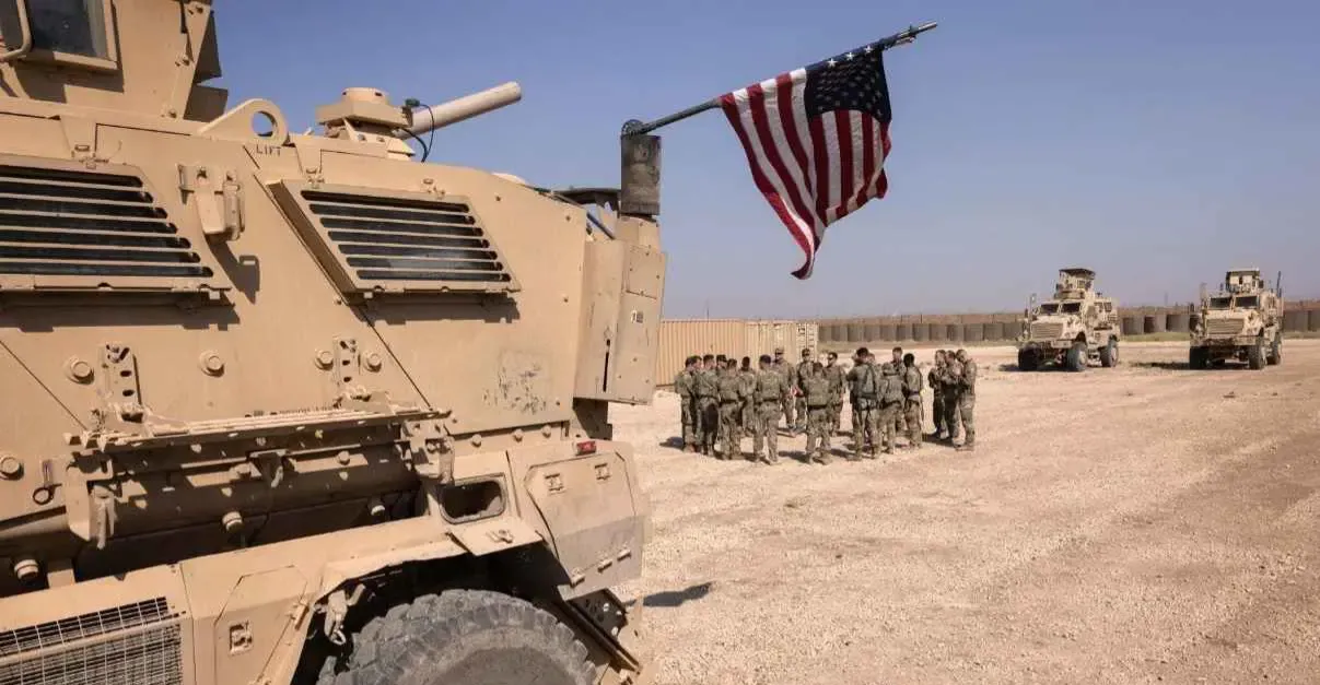 التحالف الدولي ينسحب من قاعدة التنف ويسلمها للجيش السوري