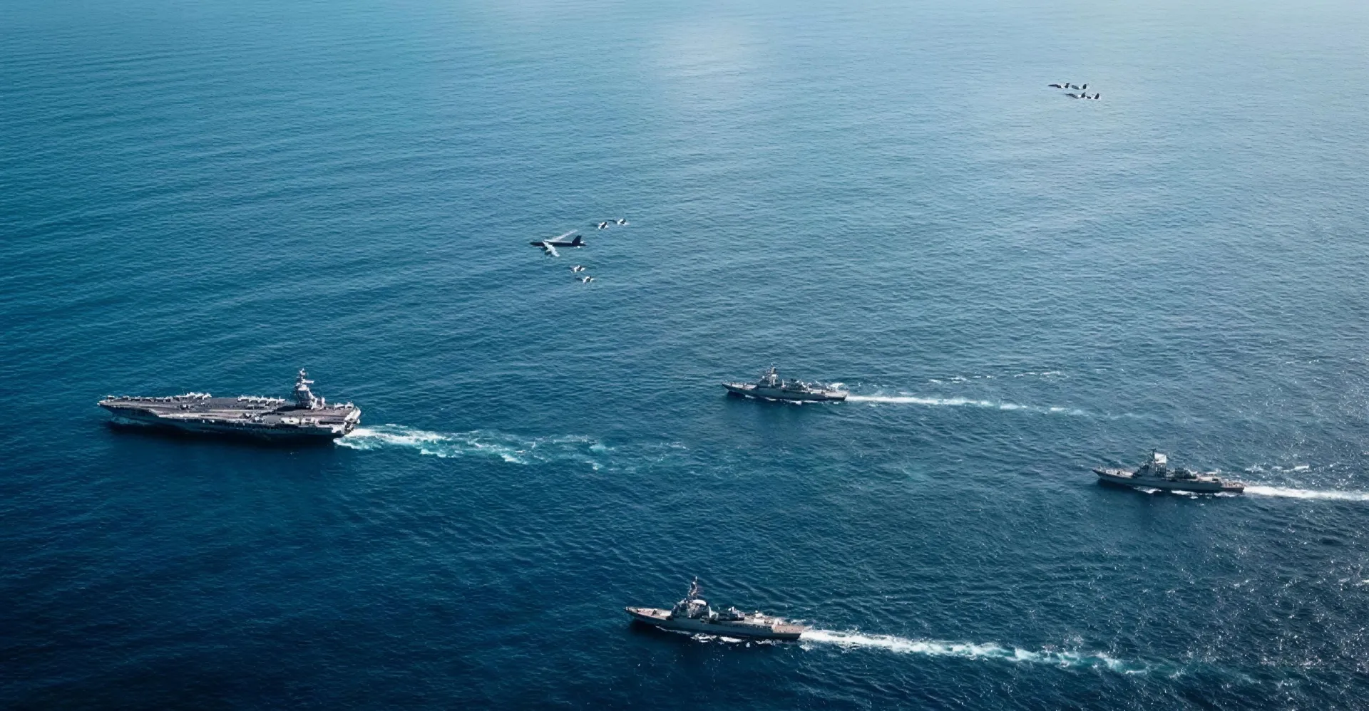 ترمب يعلن عن قرب توجه حاملة طائرات ثانية إلى الشرق الأوسط