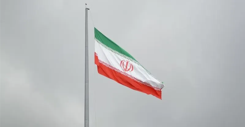 إيران ترد على ترمب: سنغرق "جيرالد فورد" في الشرق الأوسط