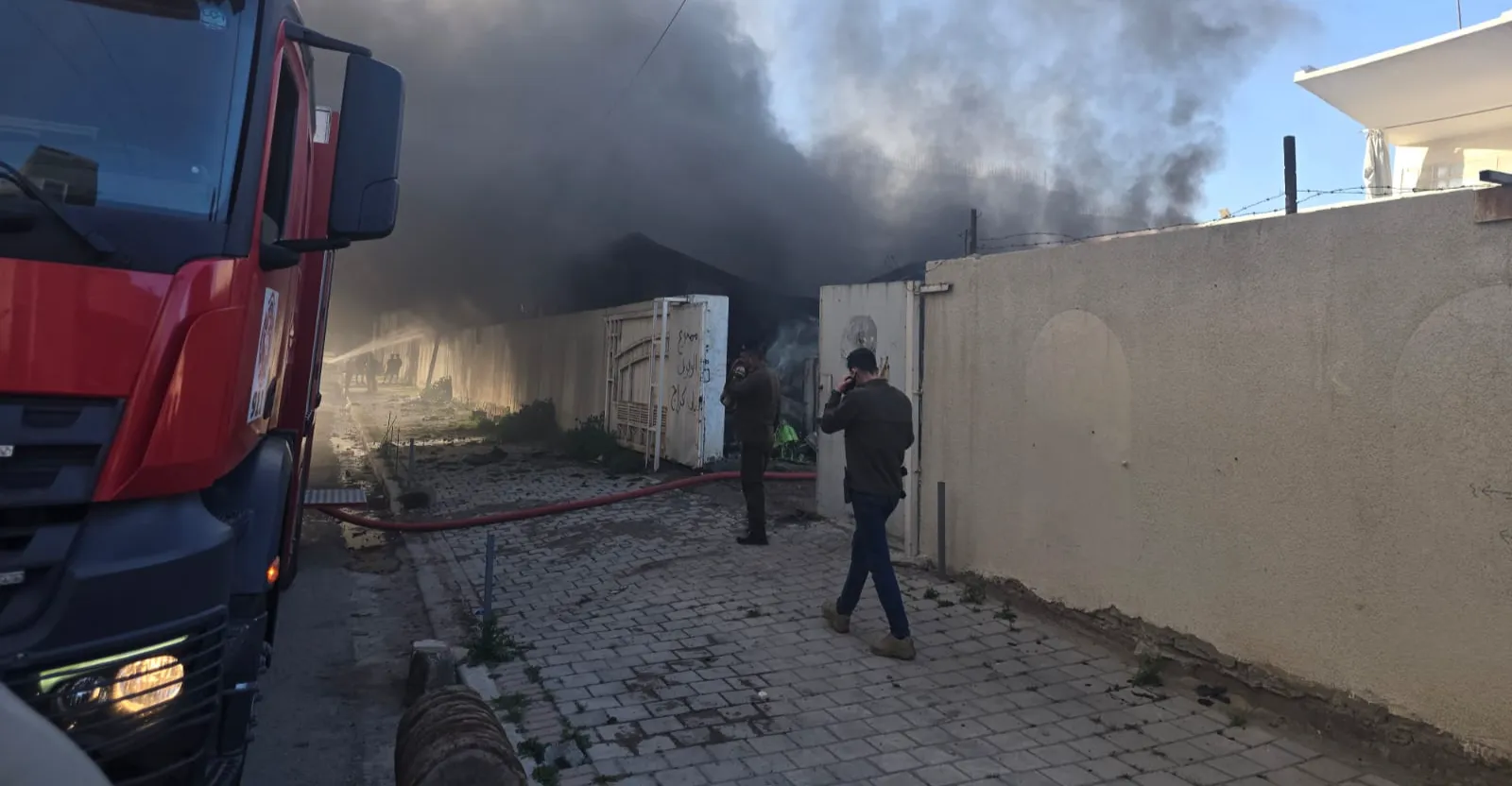 حريق يلتهم "حسينية" في المنصور غربي بغداد