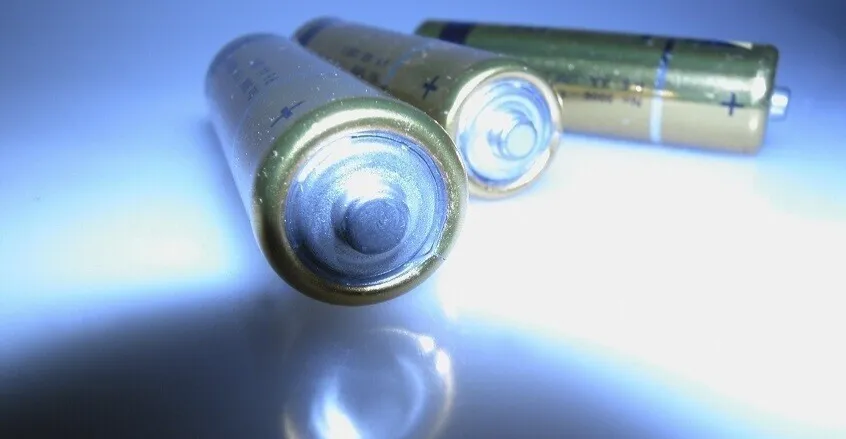 تقنيات جديدة قد تحدث ثورة في بطاريات الليثيوم-أيون عالية السعة