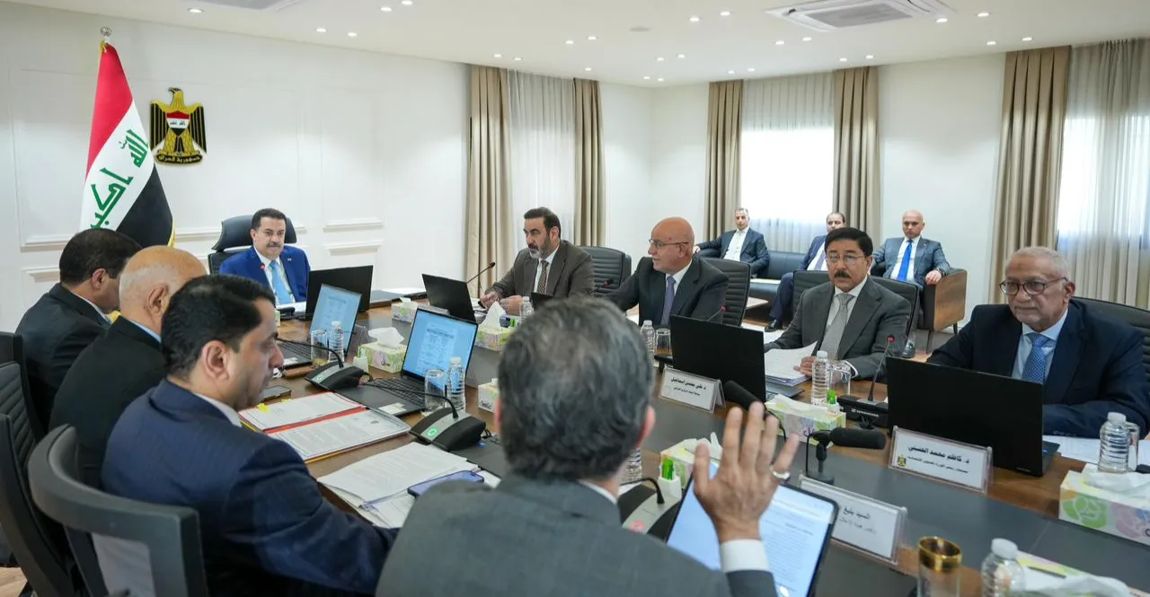 السوداني يوجه بتنفيذ قرارات تعظيم الإيرادات وترشيد النفقات