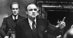 وفاة نجم "العرّاب" روبرت دوفال عن 95 عاماً