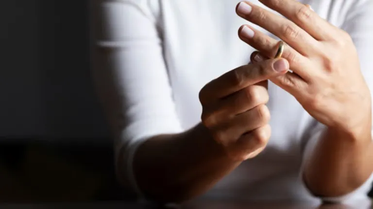 Iraq records rise in divorces in January as marriages remain steady