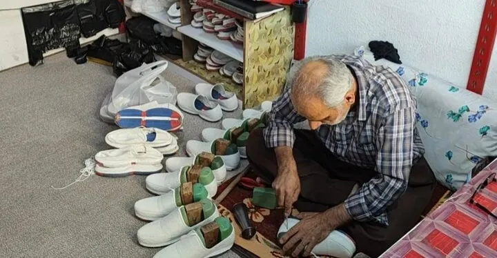 صناعة كوردية عالمية.. "الكلاش" إرث حيّ بين الهوية الثقافية وتحديات المعيشة