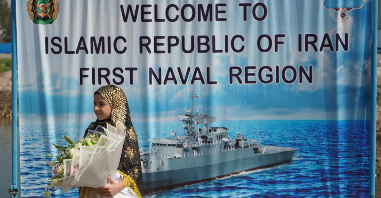 مناورات بحرية إيرانية - روسية غداً (صور)