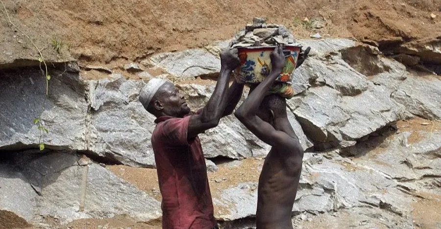 مصرع 37 عاملاً في منجم بنيجيريا