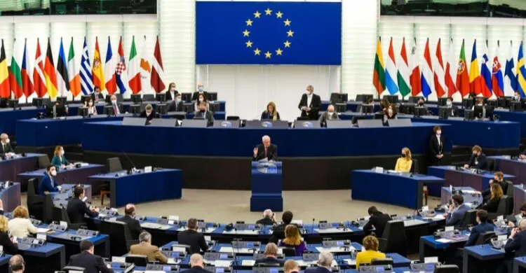 رسمياً.. الاتحاد الأوروبي يعتمد تصنيف "الحرس الثوري" منظمة إرهابية