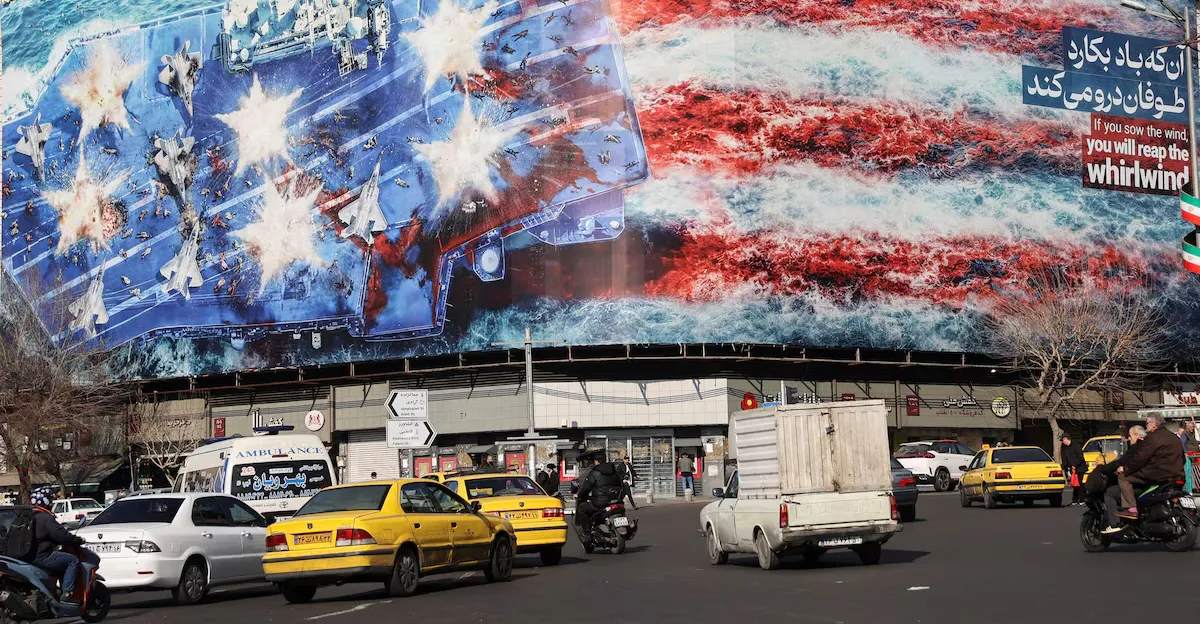 رويترز: واشنطن تدرس استهداف قادة إيرانيين