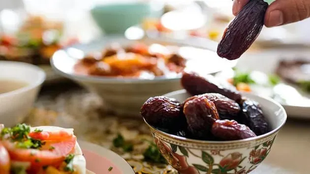 ‏چەن هەڵەیگ لە پاشام هیلێد وە رووژ تینگد بوود