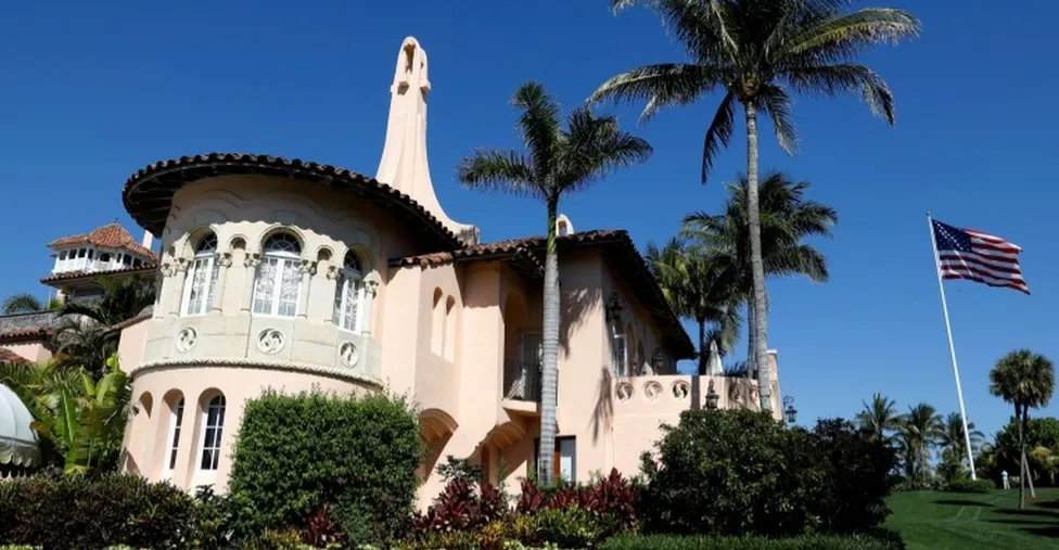 "الخدمة السرية" لترمب يقتلون مسلحاً داخل مقر إقامته