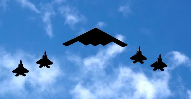 الذكاء الاصطناعي يتوقع موعد الضربة الأميركية على إيران