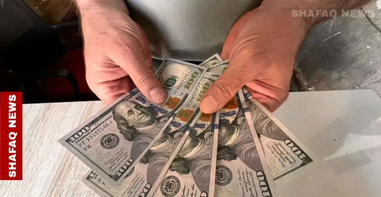 Dollar rises in Baghdad, drops in Erbil markets