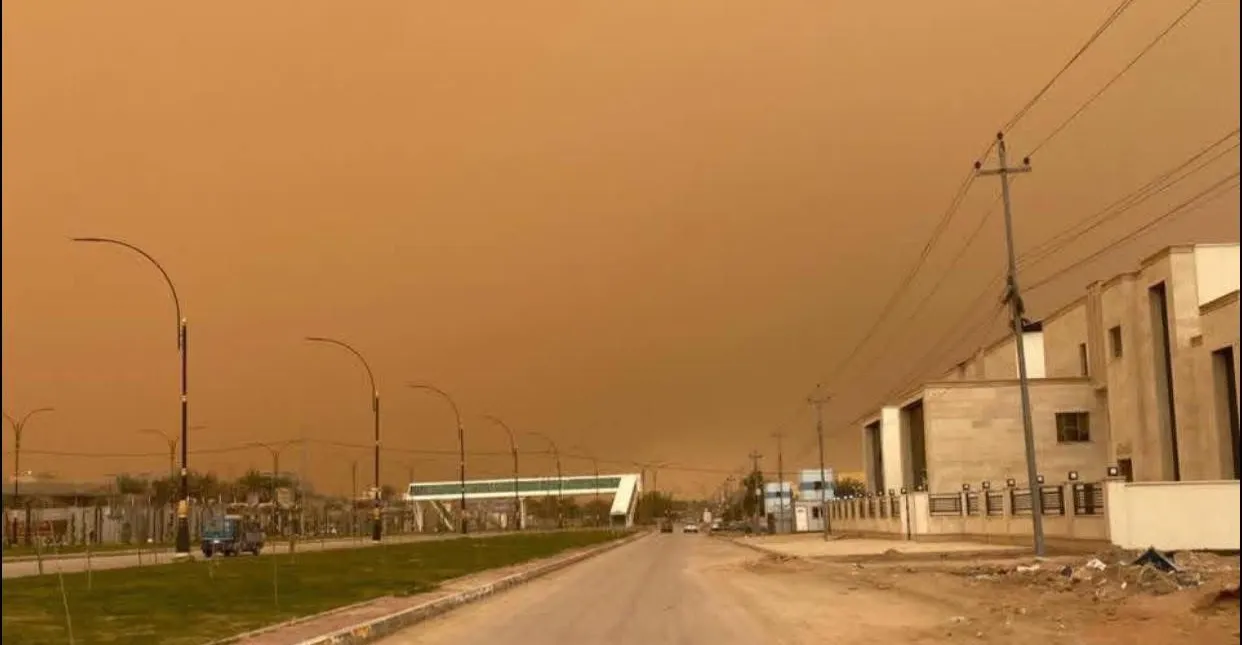 الأنبار.. عاصفة ترابية تجتاح القائم وتحذيرات للمواطنين