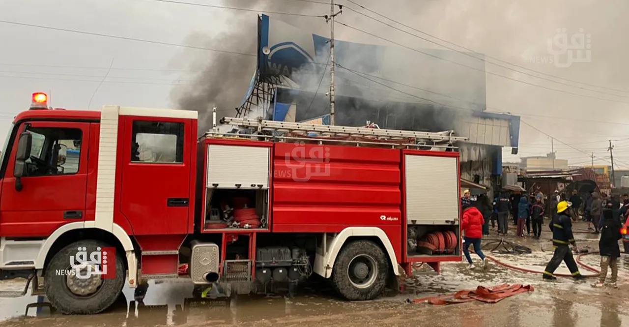 حريق يلتهم مخازن تجارية تابعة للعتبة العلوية في النجف (فيديو)