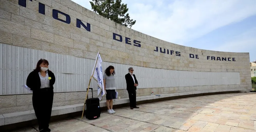 فرنسا تنصح مواطنيها بعدم السفر لإسرائيل وبولندا تدعو رعاياها لمغادرة ثلاث دول