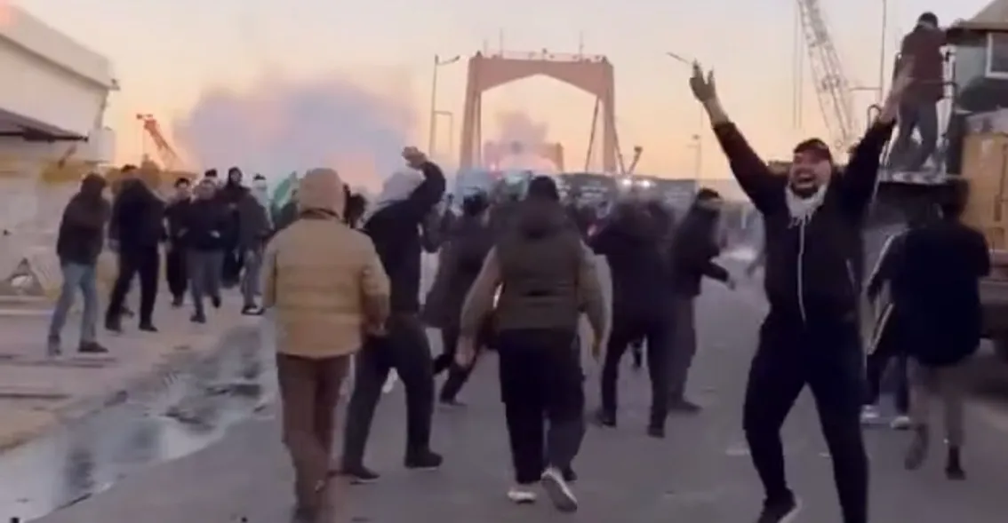 Security Forces block protesters from reaching US Embassy in Baghdad