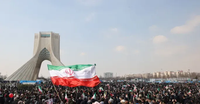 إيران تمنع السفن الأميركية من دخول الخليج