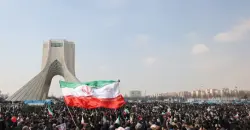 Iran seals Strait of Hormuz to global trade