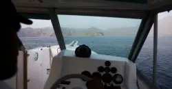 إغلاق هرمز.. توقف أكثر من 150 ناقلة وارتفاع تأمين الشحن 50%