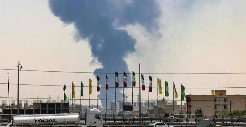 ترمب: دمرنا وأغرقنا 9 سفن ومقر البحرية الإيرانية