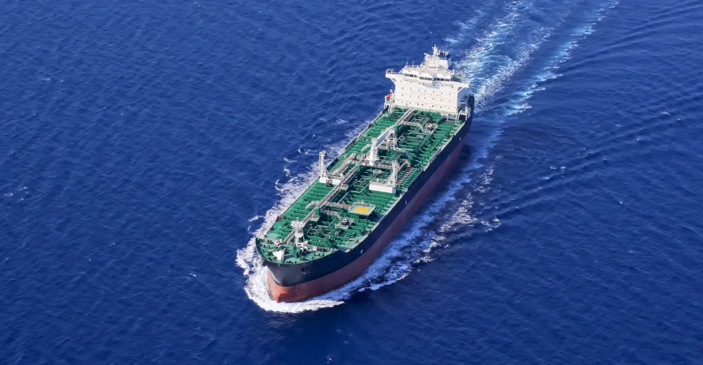 مع تصاعد التوتر.. شركات التأمين البحري تلغي تغطية مخاطر الحروب للسفن