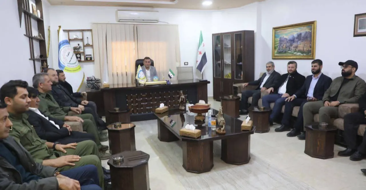 لأول مرة منذ افتتاحه.. وفد حكومي سوري في معبر حدودي مع كوردستان