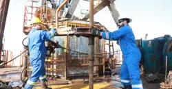 للمرة الأولى منذ ستة أيام .. انخفاض أسعار النفط مع احتمال تدخل أميركي بالسوق