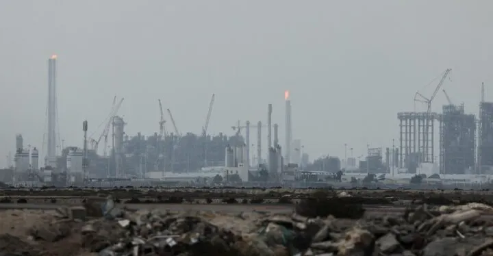 رويترز: قطر ستغلق عمليات "تسييل الغاز" بالكامل