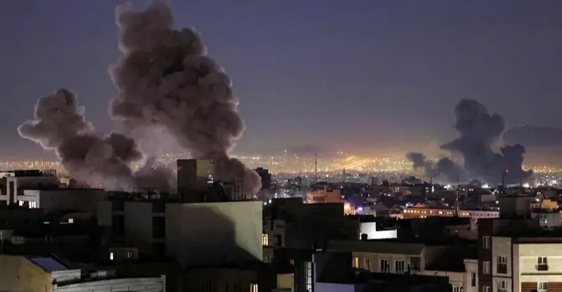 إسرائيل تعلن تنفيذها عملية اغتيال في طهران واستهداف مقار للمخابرات