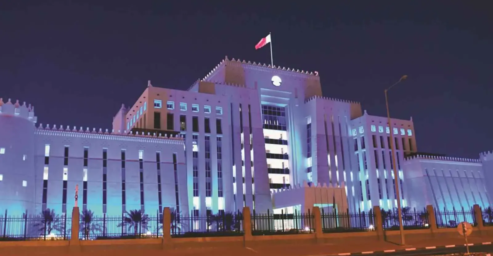 قطر تخلي محيط السفارة الأميركية كإجراء احترازي