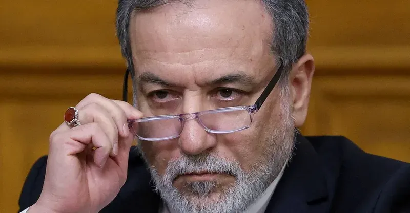 عراقجي يتوعد واشنطن: ستندم ندماً شديداً على قصف الفرقاطة "دنا"