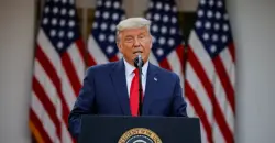 ترمب يدعو الدبلوماسيين الإيرانيين حول العالم لطلب اللجوء والعسكر لإلقاء السلاح