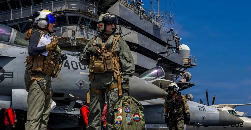 الجيش الأميركي يكشف حقيقة وجود أسر لجنوده في إيران