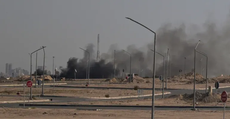 Iran hits US helicopter base in Kuwait