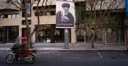 خاص.. واشنطن تراهن على "انتفاضة كوردية" في إيران وهذه خطة ترمب